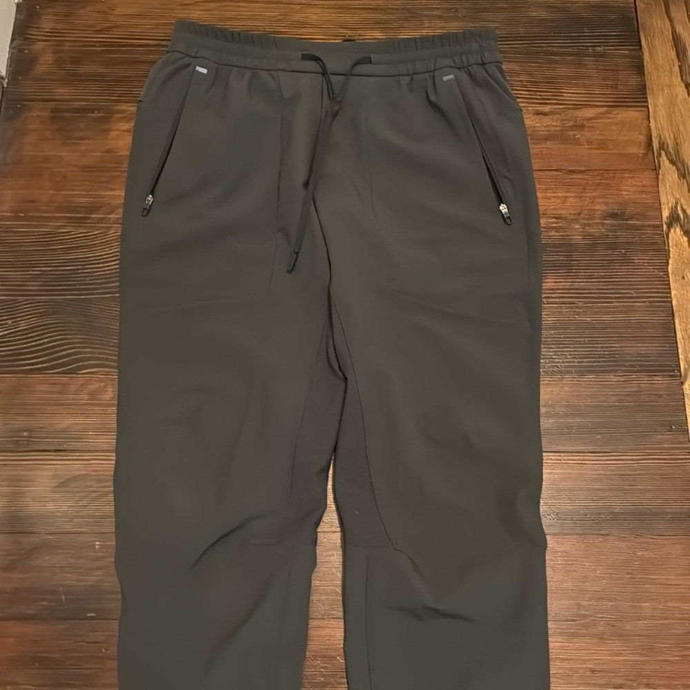 Lululemon Men’s Size Medium ABC joggers NEW